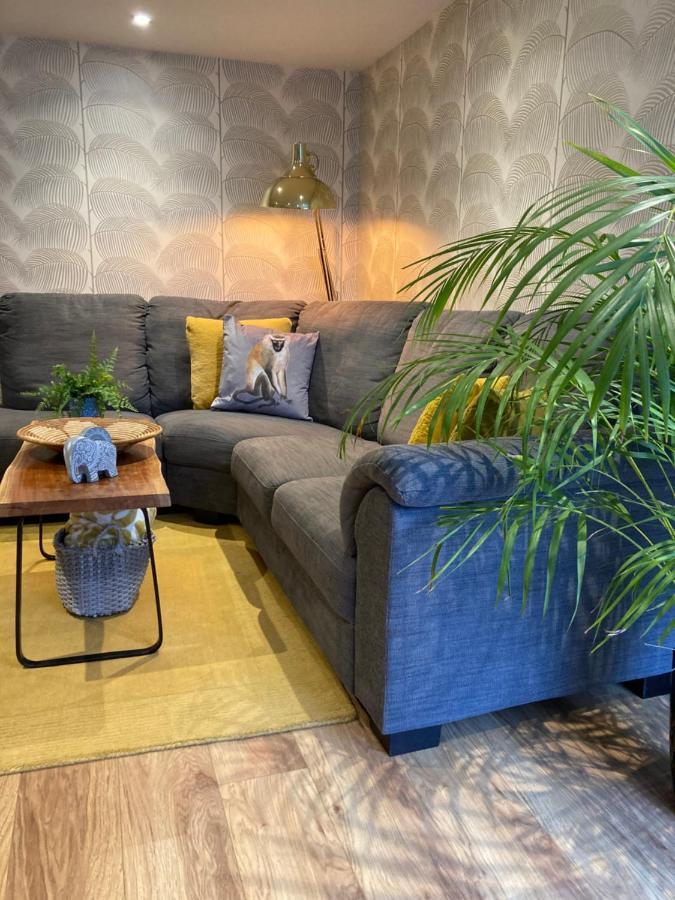 Streamside Apartments Yeovil Dış mekan fotoğraf