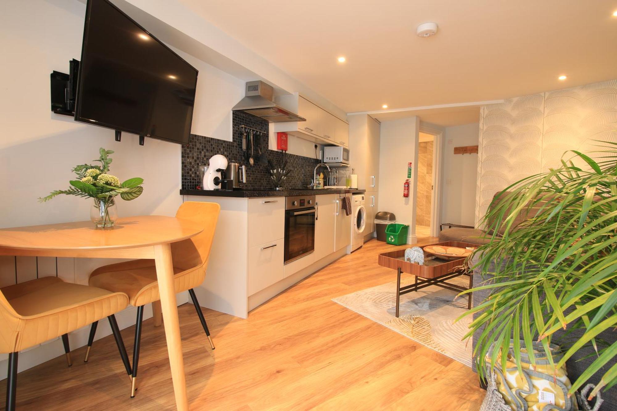 Streamside Apartments Yeovil Dış mekan fotoğraf
